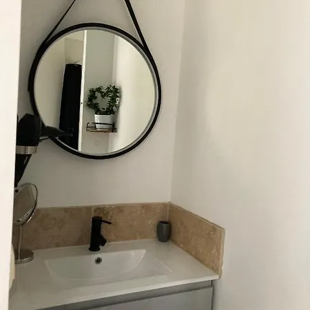 Des Combes Blanches Avec Piscine Et Jacuzzi Frayssinet-le-Gélat