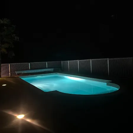 Des Combes Blanches Avec Piscine Et Jacuzzi * Frayssinet-le-Gélat